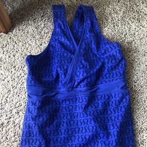 Lululemon workout tank